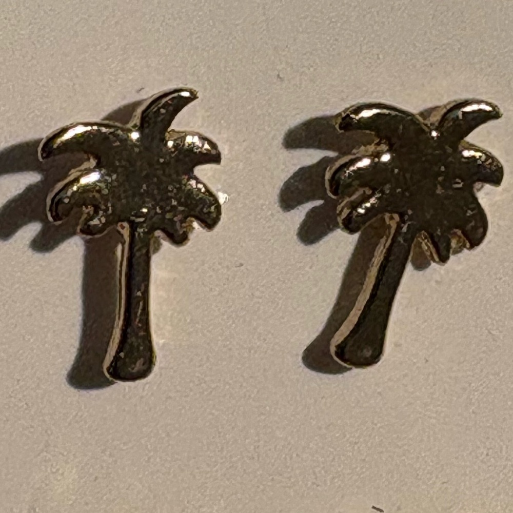 New Tiny Gold Palm Tree Stud Earring